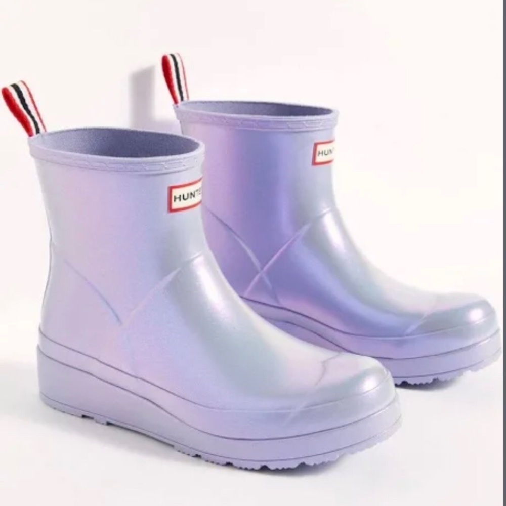 NIB hunter nebula purple short boots